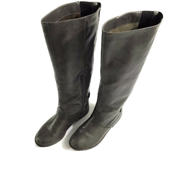 BAMBOO Shoes - (SOLD) Bamboo Montage 77 Gray Round Toe Boots, 6